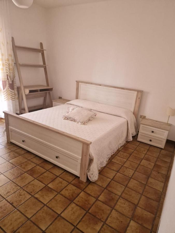 Claudia'S House Hotel Santa Teresa Gallura Kültér fotó