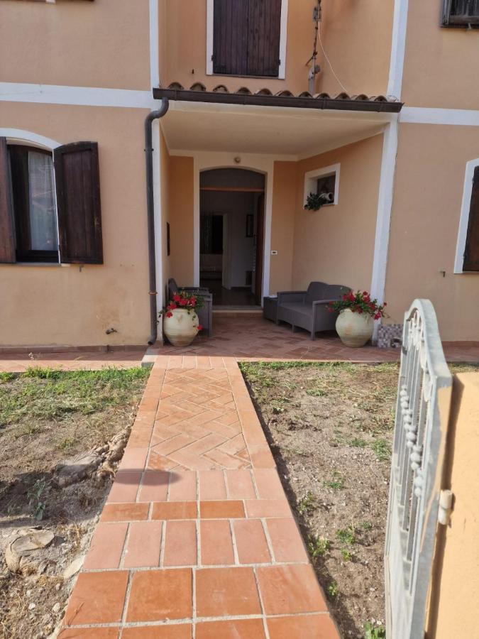 Claudia'S House Hotel Santa Teresa Gallura Kültér fotó